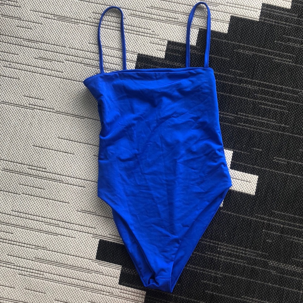 PRETTY LITTLE THING One pièce swim